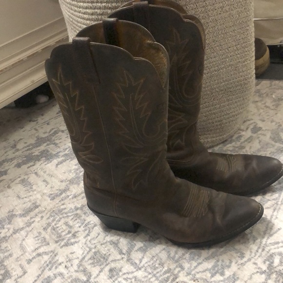 Ariat Boots - Picture 2 of 6